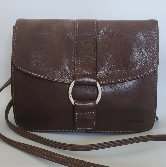 🚫SOLD🚫Vintage Fossil Dark Brown Leather Small Crossbody Organizer - Picture 2 of 12